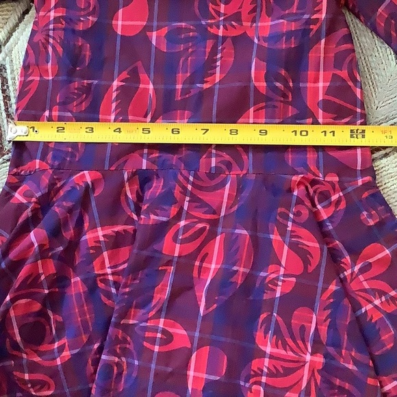 Tea collection dress, girl size 4 - Picture 10 of 11